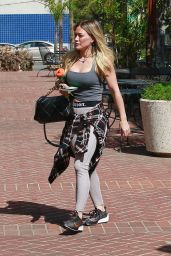 Hilary Duff in Gym Ready Outfit - Studio City 03/06/2020c