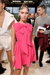 Iris Law – Valentino Show at Paris Fashion Week 03/01/2020