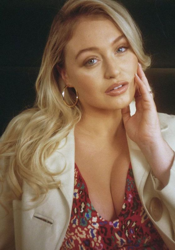 Iskra Lawrence - Pulse Spikes Magazine, March 2020