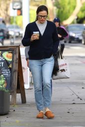 Jennifer Garner in Casual Outfit - Brentwood 03/11/2020