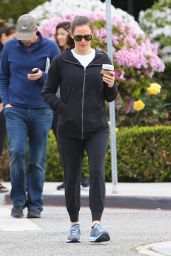 Jennifer Garner - Out in Santa Monica 03/09/2020