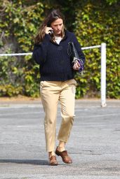 Jennifer Garner - Running Errands in Brentwood 03/09/2020