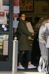 Jordana Brewster - Shopping in Pacific Palisades 03/17/2020