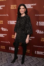 Julianna Margulies – Roundabout Theater’s 2020 Gala in NYC