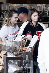 Kaia Gerber – Shopping in West Hollywood 03/15/2020