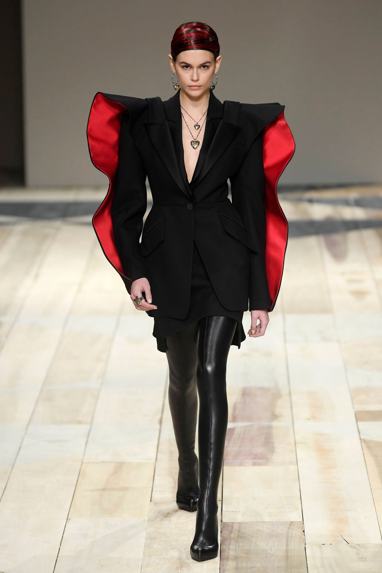 Kaia Gerber - Walks Alexander McQueen Show at Paris Fashion Week 03/02 ...