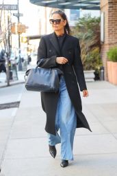 Katie Holmes Street Style - Out in NYC 03/04/2020
