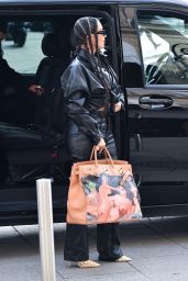 Kim Kardashian All-Leather Look - Paris 03/03/2020