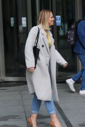 Kimberley Walsh Street Style - Out in London 03/14/2020