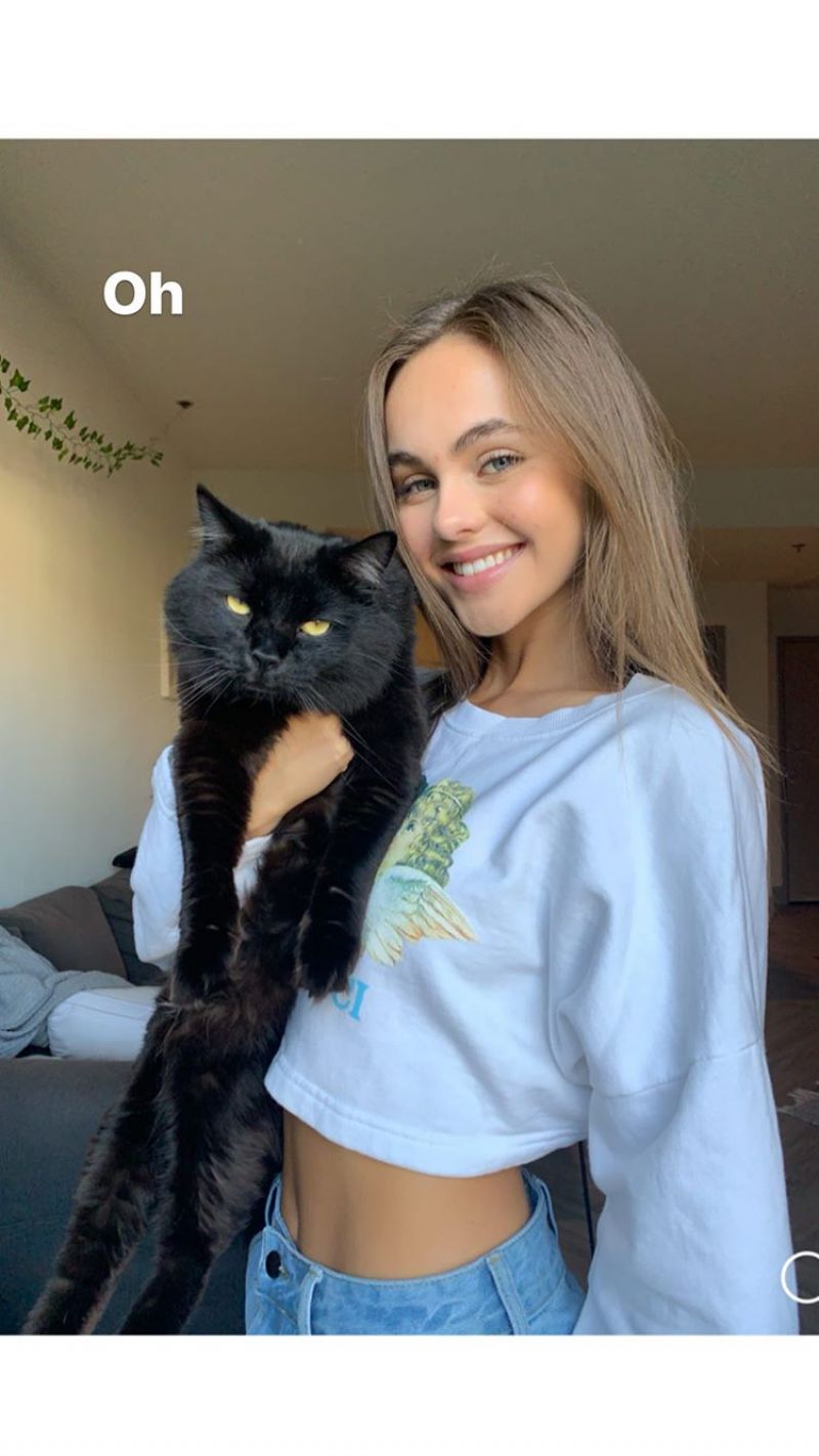 Lily Easton – Social Media 03/02/2020 • CelebMafia