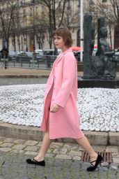 Mathilde Warnier – Arriving at the Miu Miu Fashion Show in Paris 03/03/2020