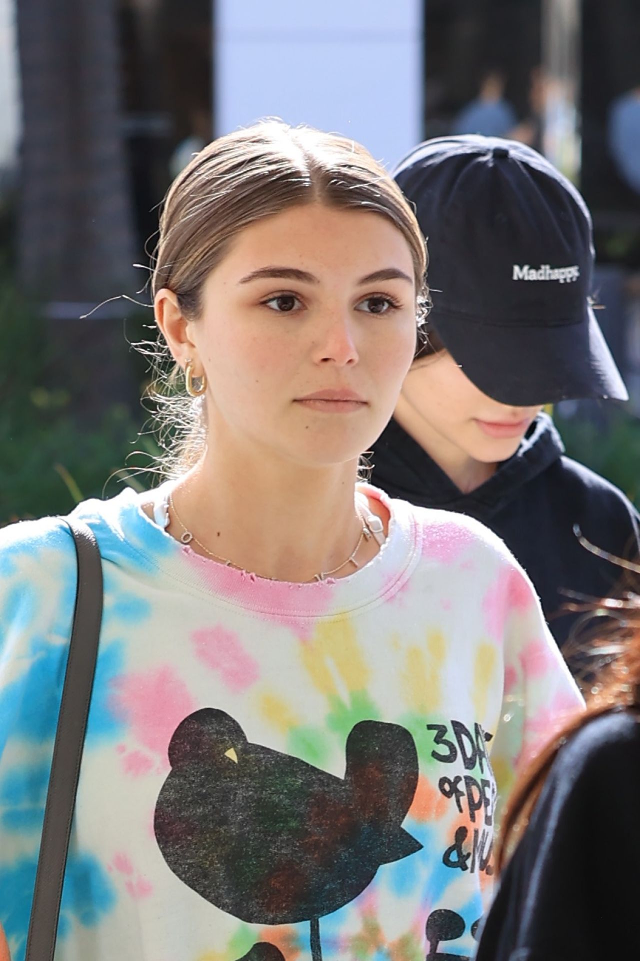 Olivia Jade Giannulli - Out in Beverly Hills 03/04/2020 • CelebMafia