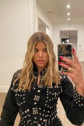 Sofia Richie - Social Media 03/11/2020