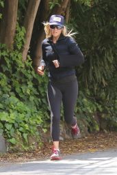 Ali Larter - Out for a Jog in Pacific Palisades 04/20/2020