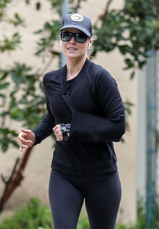 Ali Larter - Out For a Jog in Santa Monica 04/13/2020