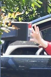 Ana De Armas - Arriving at Ben Affleck´s House in LA 04/11/2020