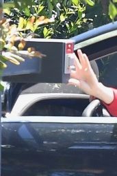 Ana De Armas - Arriving at Ben Affleck´s House in LA 04/11/2020