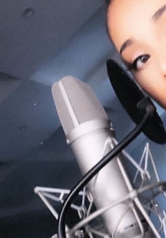 Ariana Grande - Social Media 04/18/2020