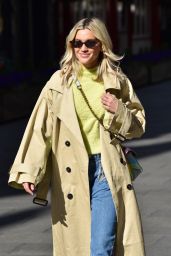 Ashley Roberts in Denim Trousers and Fluffy Top 04/20/2020