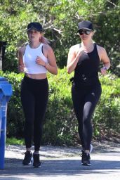 Ava Phillippe – Jogging in Pacific Palisades 04/11/2020