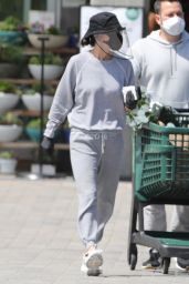 Courteney Cox - Shopping at Whole Foods 04/19/2020