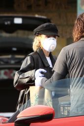 Diane Kruger - Gets Groceries in LA 04/05/2020
