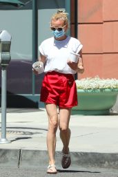 Diane Kruger - Out in Los Angeles 04/24/2020