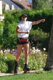 Elisabetta Canalis on Kango Jumps - Los Angeles 04/15/2020