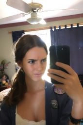 Emily Feld - Social Media 04/08/2020