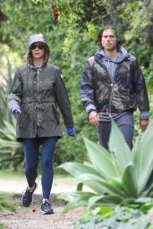 Gwyneth Paltrow and Brad Falchuk - Walk Under the Rain 04/10/2020