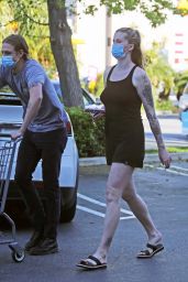 Ireland Baldwin - Out in Los Angeles 04/14/2020