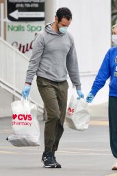 Kristin Wiig - Shopping in Los Angeles 04/14/2020