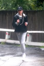 Margaret Qualley - Jogging in LA 04/09/2020