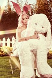 Miley Cyrus - Social Media 04/13/2020
