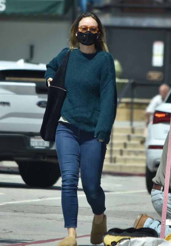 Olivia Wilde - Out in Los Angeles 04/03/2020