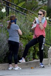 Olivia Wilde Street Style - Out Walking Her Dog in Los Angeles 04/02/2020