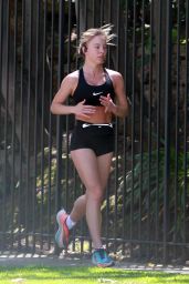 Sydney Sweeney - Jogging in LA 04/16/2020