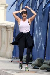 Teri Hatcher Gets in Her Daily Exercise - Los Angeles 04/05/2020