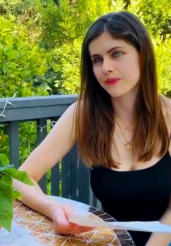 Alexandra Daddario - Answers Her Fans Questions, May 2020