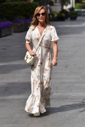 Amanda Holden in a Cream Floral Summer Dress and Comfy Shoes 05/18/2020