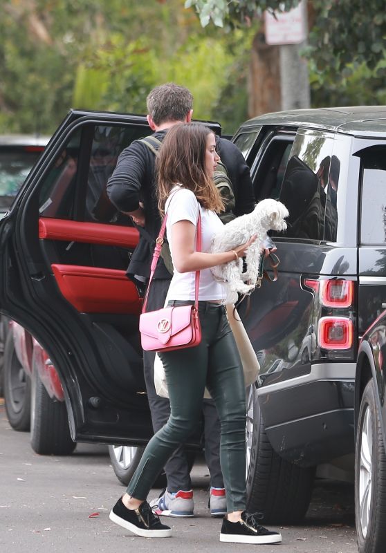 Ana De Armas and Ben Affleck  - Pack Up Their Rover and Leave Venice 05/28/2020
