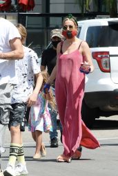 Ashlee Simpson - Out in LA 05/06/2020