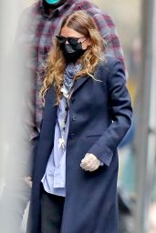 Ashley Olsen in Street Outfit - Outside of Her Office in New York 05/13/2020