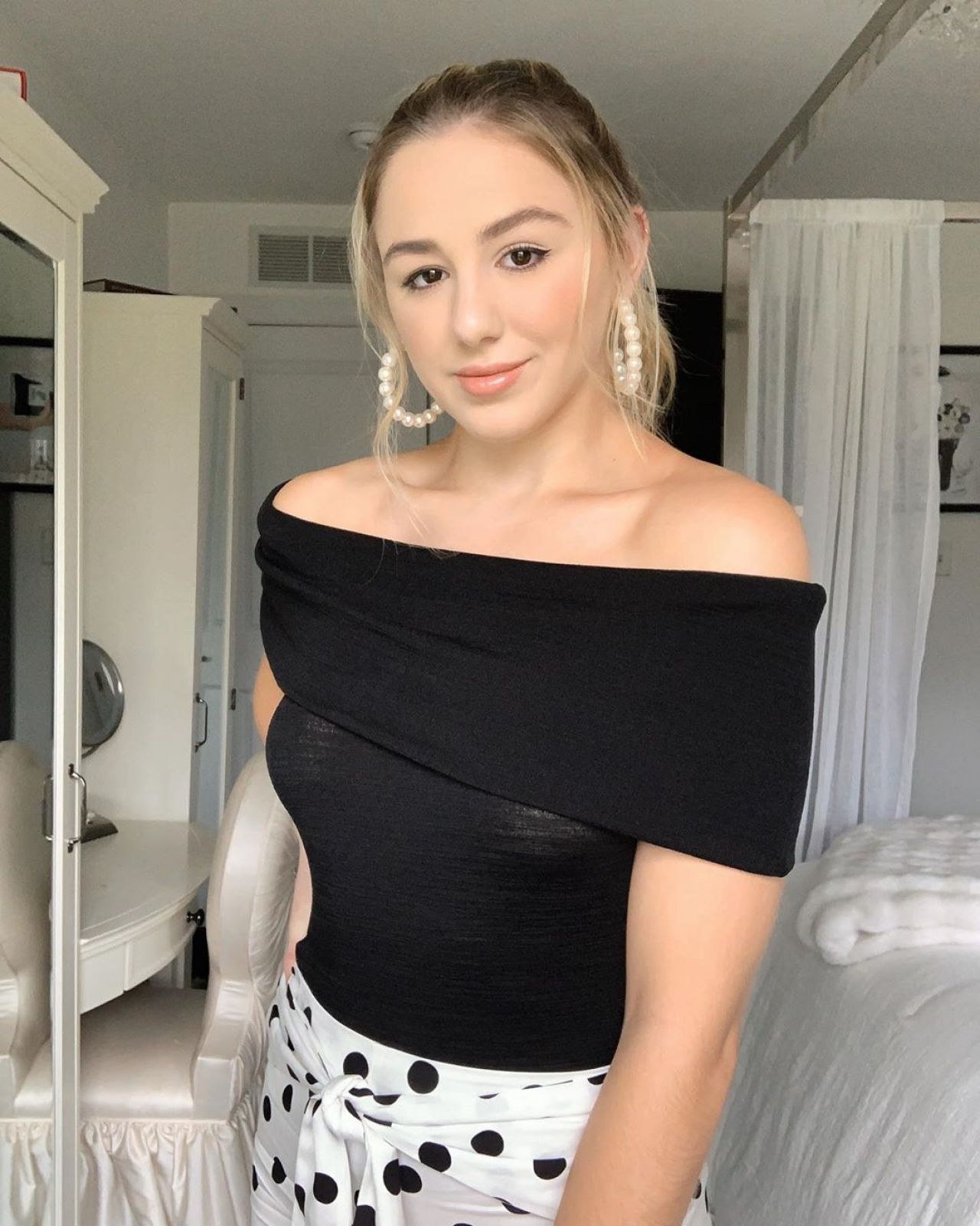 Chloe Lukasiak - Social Media 05/07/2020 • CelebMafia