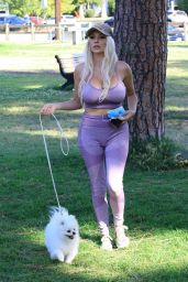 Courtney Stodden - Walks Her Dog in Moorpark in Studio City 05/28/2020