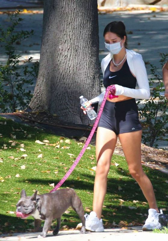 Delilah Hamlin and Amelia Hamlin - Walking Their Dog in Beverly Hills 05/01/2020