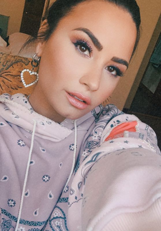 Demi Lovato - Social Media 05/06/2020