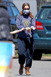 Drew Barrymore - Grocery Store Run in the Hamptons 05/07/2020