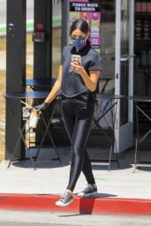 Eiza Gonzalez in Sports Top and Skintight Leggings 05/19/2020