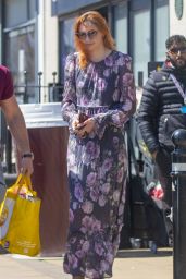 Eleanor Tomlinson - Shopping in Coventry 05/19/2020